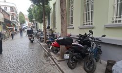 Çarşı camii önünde motor yoğunluğu