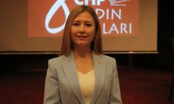 CHP Eskişehir'de İl Kadın Kolları Başkanı görevden alındı