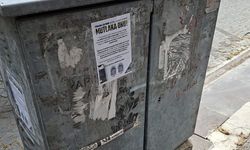Eskişehir'de elektrik panolarına asılan izinsiz ilanlara tepki