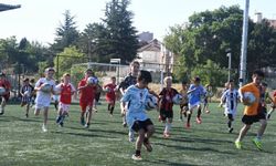 Futbolcu adayları sıkı çalışıyor