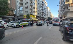 Eskişehir’de motosiklet hafif ticari aracın altına girdi