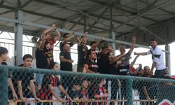 Taraftar Eskişehirspor'u hazırlık maçında da yalnız bırakmadı