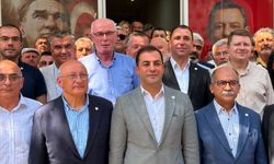 Yeni Parti Eskişehir'de rozetler takıldı!