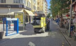 Asarcıklı'da çöp taksi mesaide