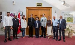 Kızılay Eskişehir’den Rektör Gümüşsoy’a hayırlı olsun ziyareti