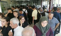 Eskişehir’de ESKART’a akın! Öğrenciler uzun kuyruklar oluşturdu