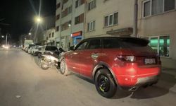 Eskişehir’de park halindeki araca çarptı: Sürücü alkollü çıktı