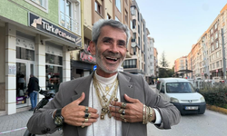 Barış Manço hayranlığı bambaşka bir tarza dönüştü! Eskişehir’de gören dönüp bakıyor