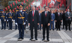 Eskişehir’de 29 Ekim coşkusu başladı! İlk tören Valilik Meydanı’nda
