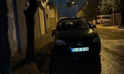 Eskişehir’de gece vakti iki otomobilin aynaları kırıldı