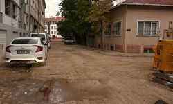 Eskişehir’de o sokağın hali dikkat çekti! Vatandaşlar düzenleme bekliyor