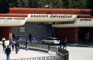 Anadolu Üniversitesi lisansüstü eğitimine yeni yönetmelik