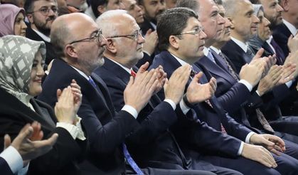 Kütahya AK Parti’de yeni il başkanı Ceyda Çetin Erenler
