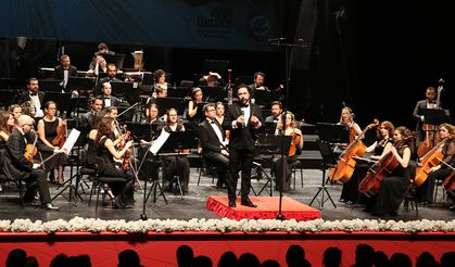 Senfoni Orkestrası şef Murat Cem Orhan ile büyüledi