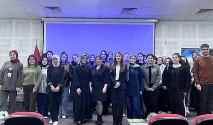 Kütahya'da 'Denetimli Serbestlikte Sosyal Hizmetin Rolü' konulu panel