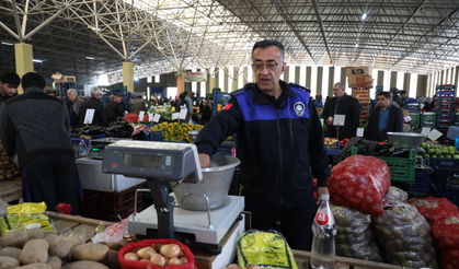 Eskişehir’de pazar tezgâhlarında gramaj kontrolü! İlk denetimin sonucu belli oldu