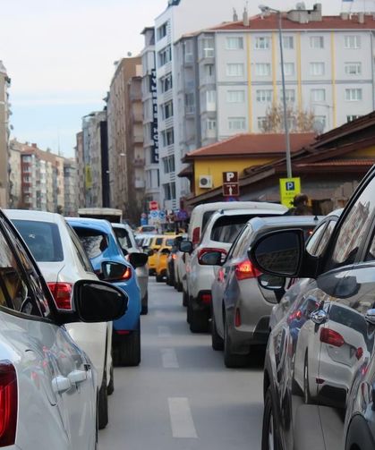 Eskişehir'de  407 bin araç yollarda!