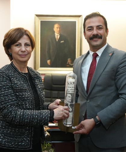 CHP Eskişehir İl yönetiminden Ünlüce'ye tebrik
