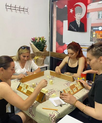 Eskişehir’de bir ilk: Kadınlarda artık kahvede vakit geçirebilecekler