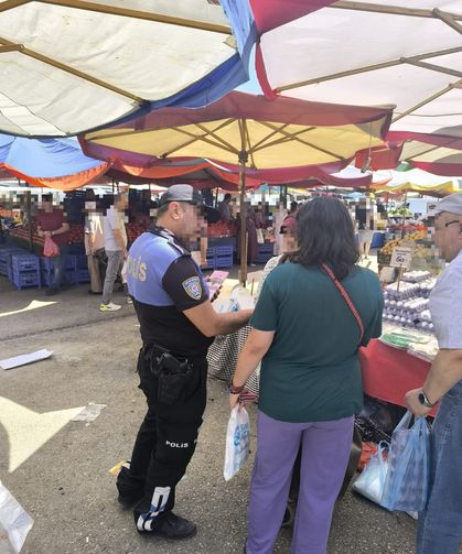 Eskişehir'de polis halkı bilinçlendirmek için sahada