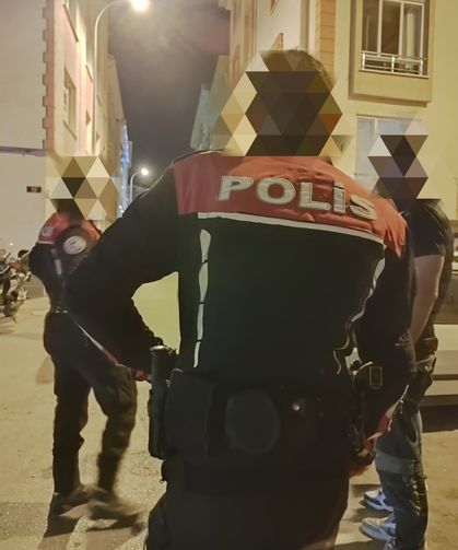 Eskişehir'de şüpheli araca baskın: Ruhsatsız silah ele geçirildi!