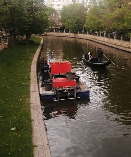 Eskişehir Porsuk Çay'ı çöpten arındırıldı