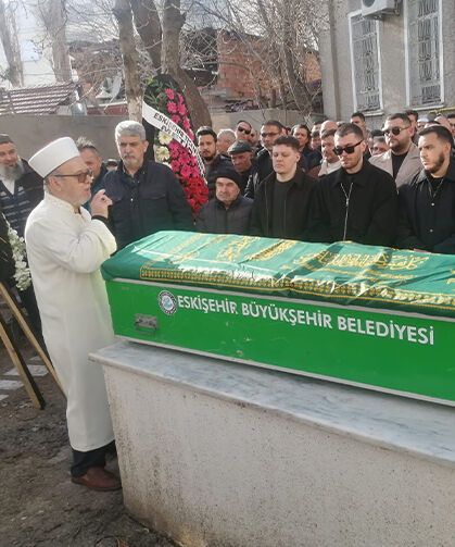 Mete Gürsengil son yolculuğuna uğurlandı