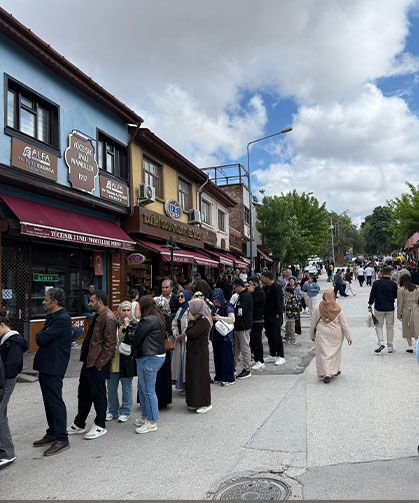 Bayramın üçüncü gününde Odunpazarı'na turist akını