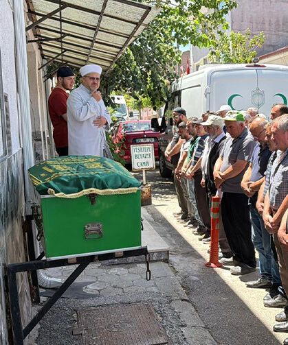 Eskişehir'de aracın çarptığı yaşlı kadın son yolculuğuna uğurlandı