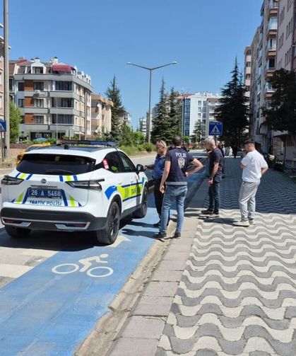 Eskişehir’de yaya geçidinde kaza: Yaşlı adam ağır yaralandı