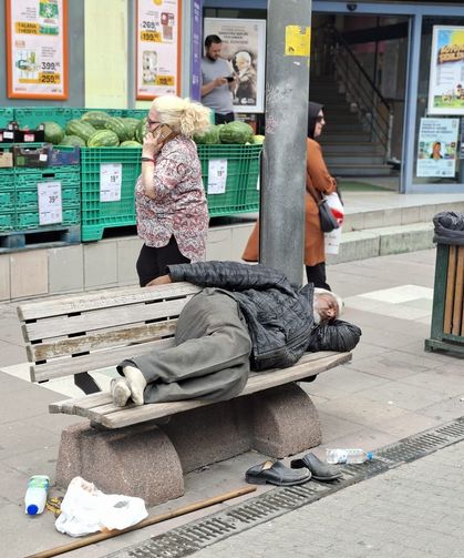 Eskişehir’in en işlek noktasında dikkat çeken manzara!
