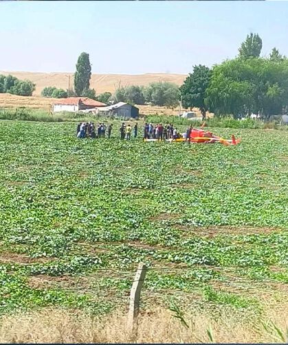 Ankara’da eğitim helikopteri tarlaya düştü: SON DAKİKA