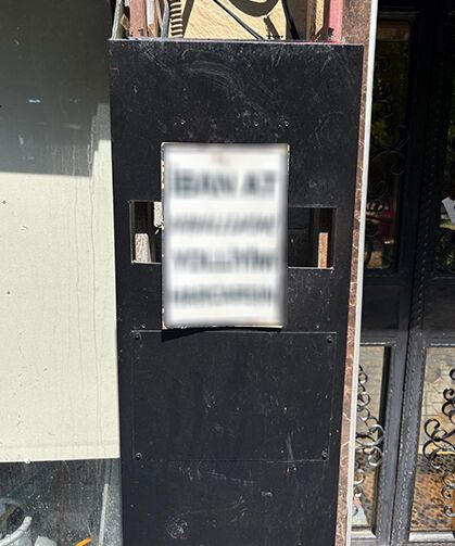 Eskişehir'de gülümseten yazı: Gören durup fotoğraf çekti
