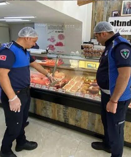 Eskişehir'de zabıta affetmedi: Onlarca kişiye ceza
