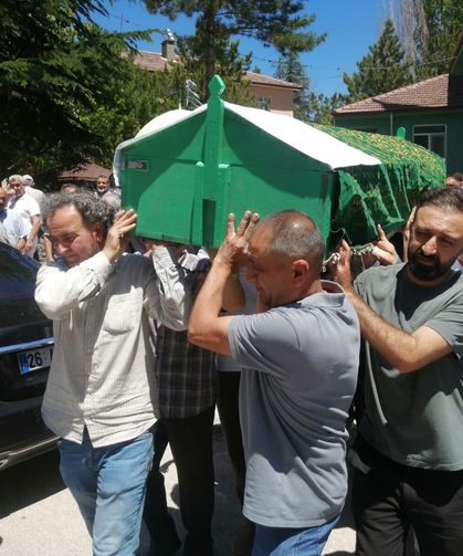 Fesih Bingöl'ün acı günü: Babası Hacı Ömer Bingöl son yolculuğuna uğurlandı