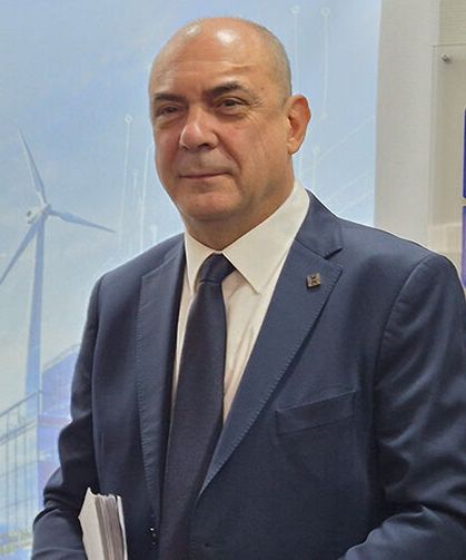 Hedef büyük, yol uzun
