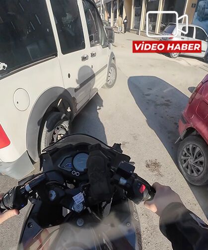 Eskişehir'de kazaya doyamayan motosikletli gündem oldu