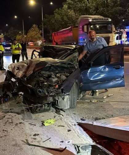 Eskişehir-Bursa yolunda korkutan kaza: Direksiyon başında uyuyakaldı!