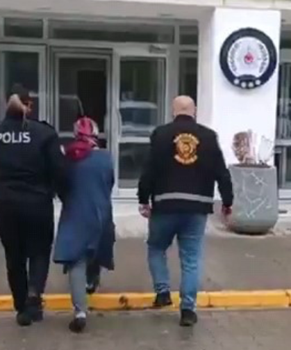 Eskişehir’de 20 yıllık cezasıyla aranıyordu! Polisin takibiyle yakalandı