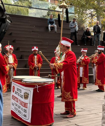 Eskişehir’de Yaşlılar Günü’ne mehteranlı kutlama