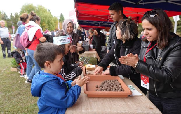 Eskişehirliler Cumhuriyet coşkusunu Kentpark’ta yaşadı!