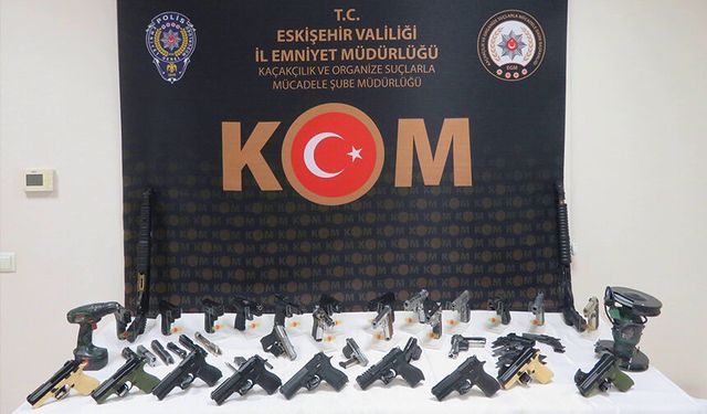 Eskişehir'de cephanelik gibi ev!