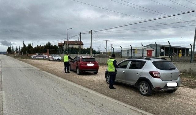 Eskişehir'de kurallara uymayan 640 sürücüye ceza yağdı