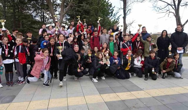 Kütahya’nın oryantiring şampiyonları Ankara’da yarışacak