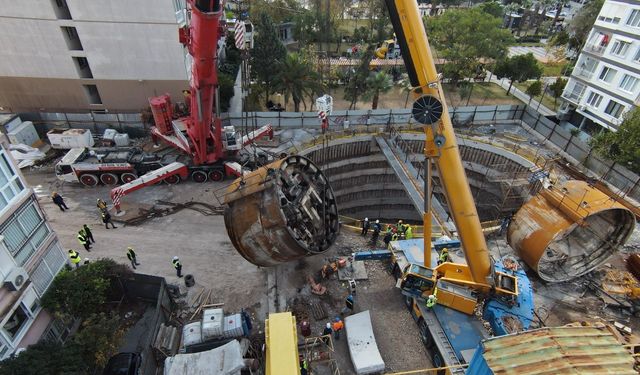 Buca Metrosu'nda TBM taşıma işlemi başladı!