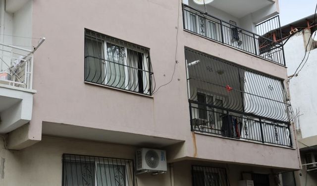 İzmir'de "kedi besleme" kavgası kötü bitti!