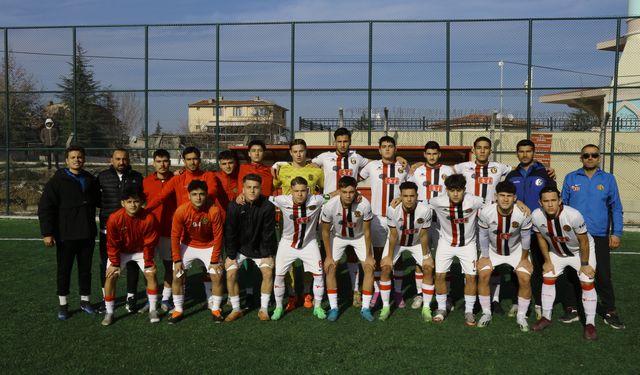 Eskişehirspor U19 Takımı telafi maçını kazanmayı bildi