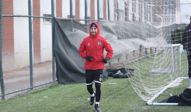 Eskişehirspor'da Ali Fırat düz koşuda