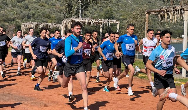 Krosta Aydın’dan kupayla döndüler