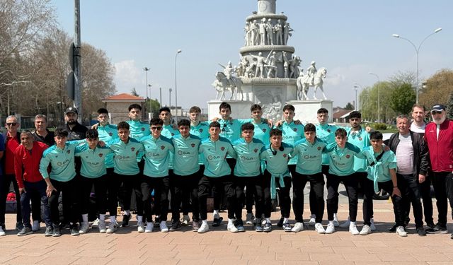 Sağlıkspor U18 Eskişehir’i temsil edecek